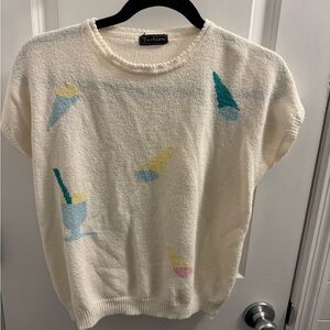 Vintage cream top with fun design
